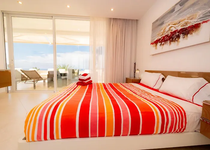 Apartment Seagulls Melody C-208