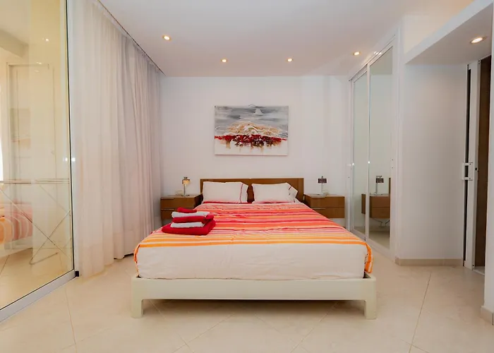 Seagulls Melody C-208 * Costa Adeje (Tenerife)