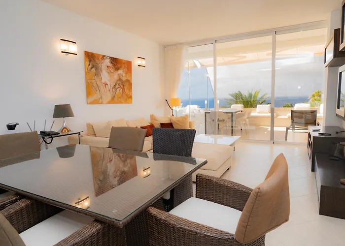 Seagulls Melody C-208 Apartment *